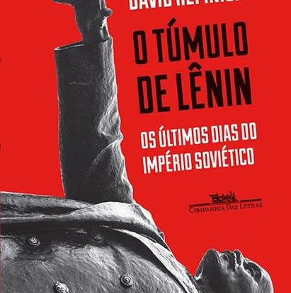 O TÚMULO DE LÊNIN