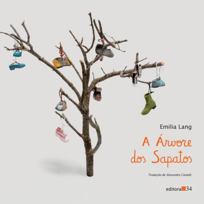 A ÁRVORE DOS SAPATOS