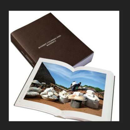 Mandioca: Manihot Utilíssima Pohl