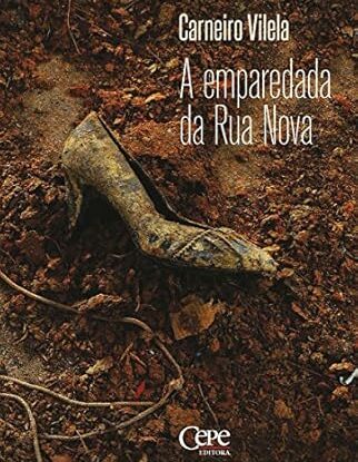 A EMPAREDADA DA RUA NOVA